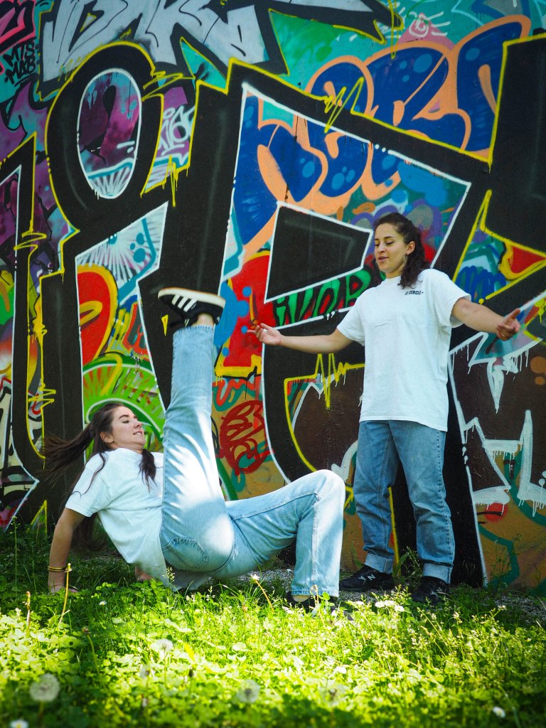 groupe de hip hop disponible à chambéry et alentours pour tout type de prestations dansées